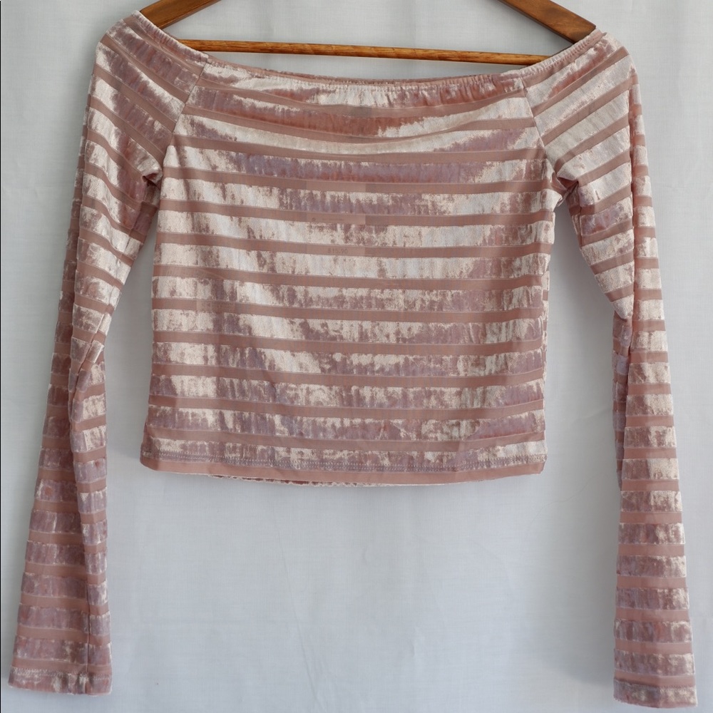 Off shoulder top, brand new with tags